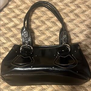 Glossy Black Shoulder Bag with Structured Design